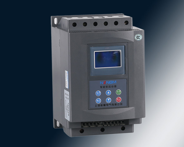 NMJR6中文顯示電機(jī)軟啟動(dòng)器采用智能化液晶中文控制；以單片機(jī)為智能中心，可控硅模塊為執(zhí)行元件對(duì)電動(dòng)機(jī)進(jìn)行全自動(dòng)控制。它適用各種負(fù)載的鼠籠型異步電動(dòng)機(jī)控制，使電…